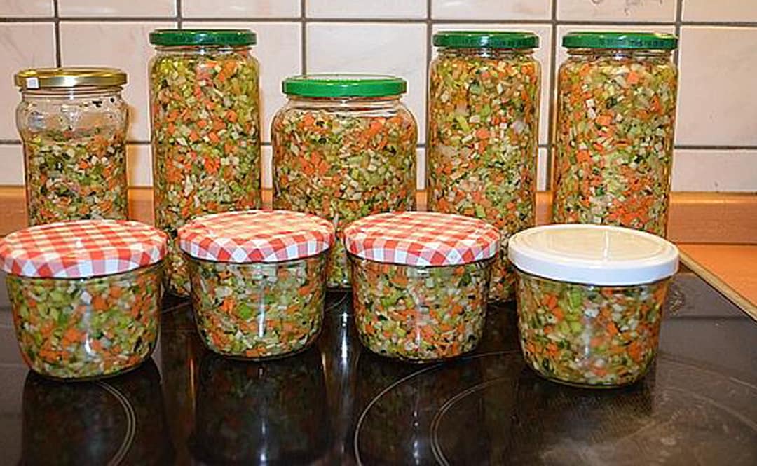 Salted vegetables for vegetable broth