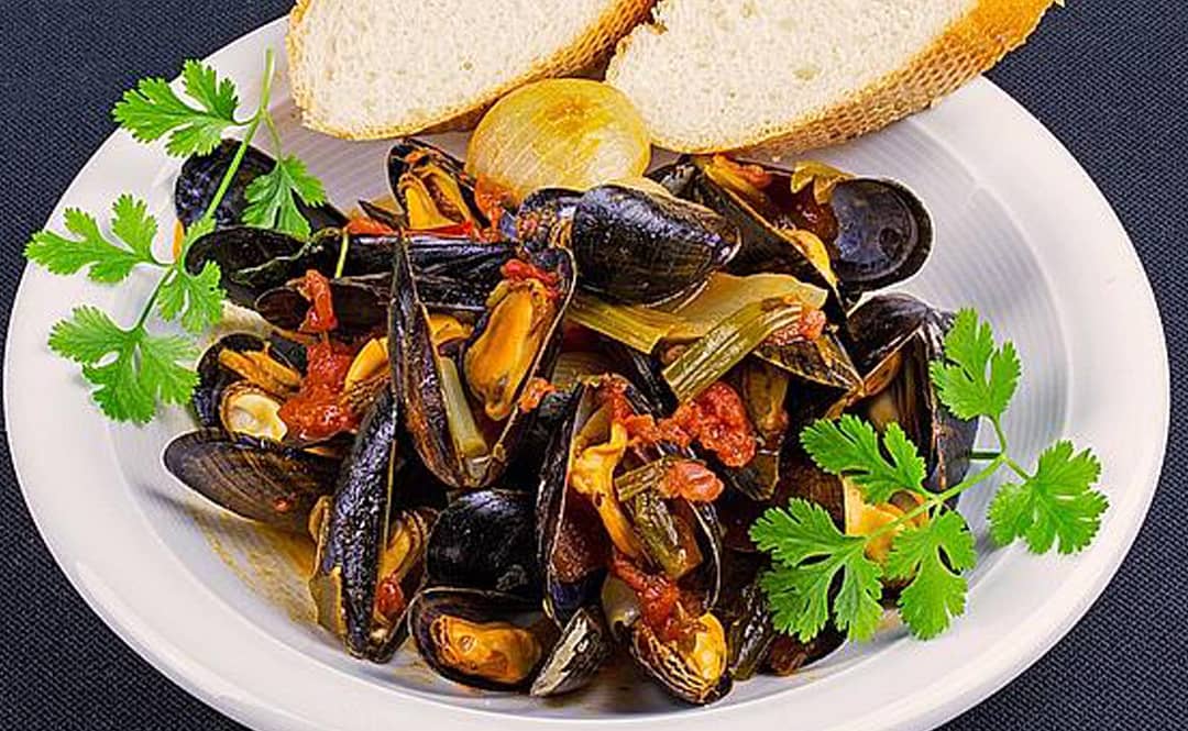 The Good for You Mussels in piquant vegetable stock